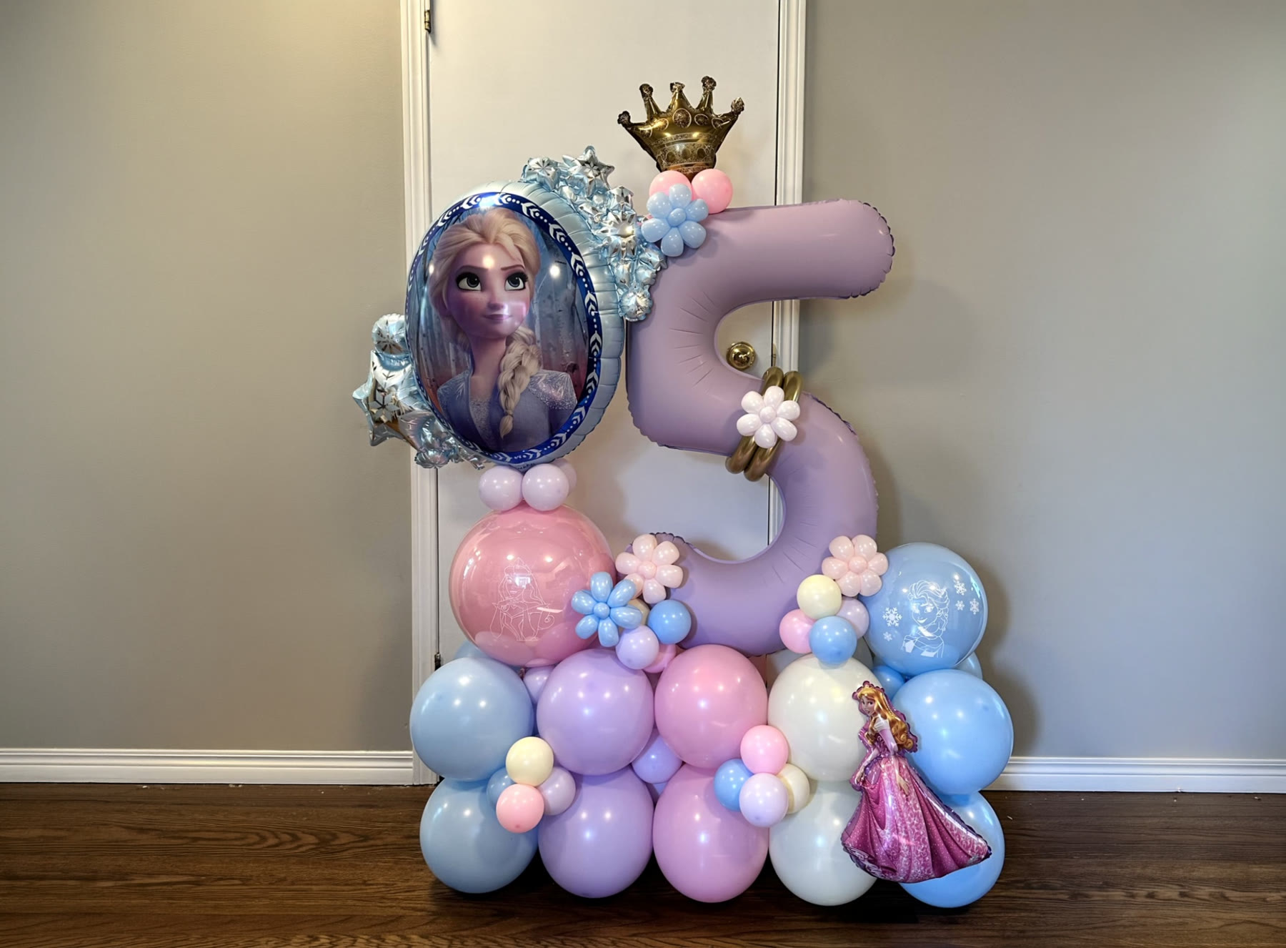 Giant foil number stack and birthday balloon bouquet Winnipeg